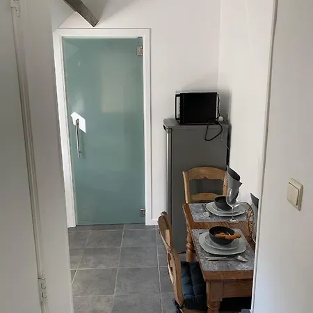Les 3 Chapeaux Dinant 6P Les Canotiers 4P Avec Terrasse Le Melon 2P Sans Terrasse Exterior photo
