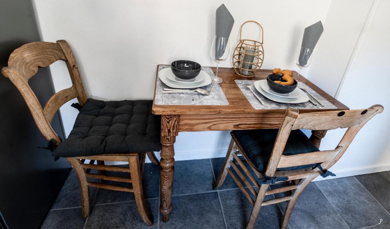 Apartment Les 3 Chapeaux 6p Les Canotiers 4p Avec Terrasse Le Melon 2p Sans Terrasse